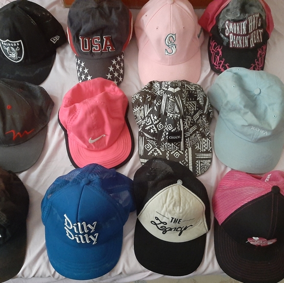 Assorted hats - Picture 2 of 3